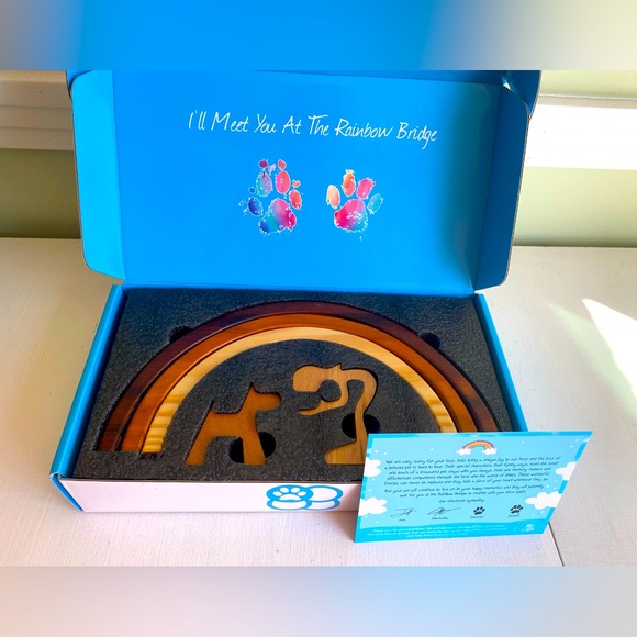 New in Box Wood Figure🌈”Rainbow Bridge” Tribute for Losing a 🐶;a perfect gift. - Picture 2 of 11